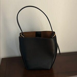 Zara black shoulder tote bucket bag gold buckle adjustable